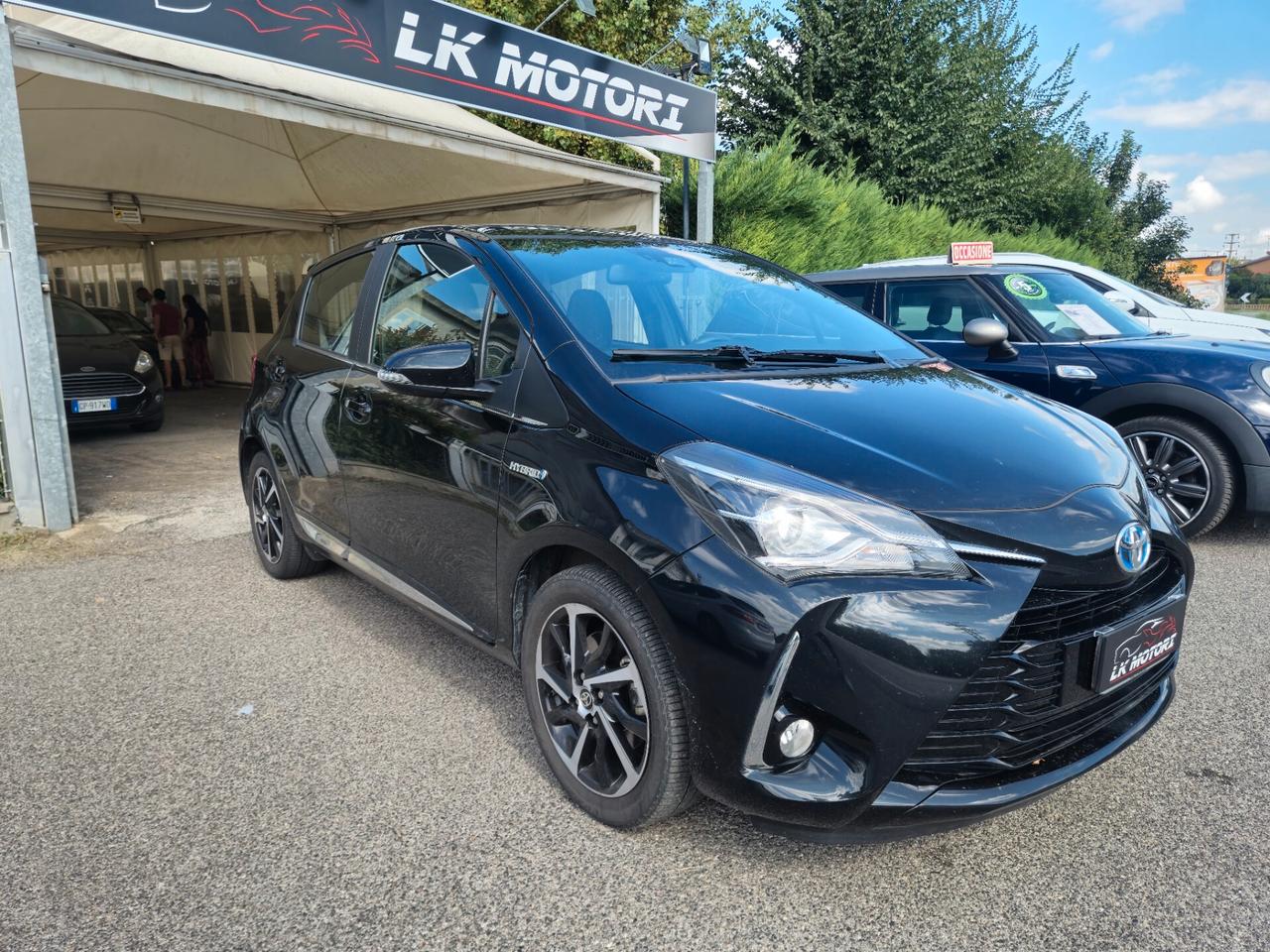 Toyota Yaris Toyota Yaris 1.5 Hybrid 54 kw black Edition