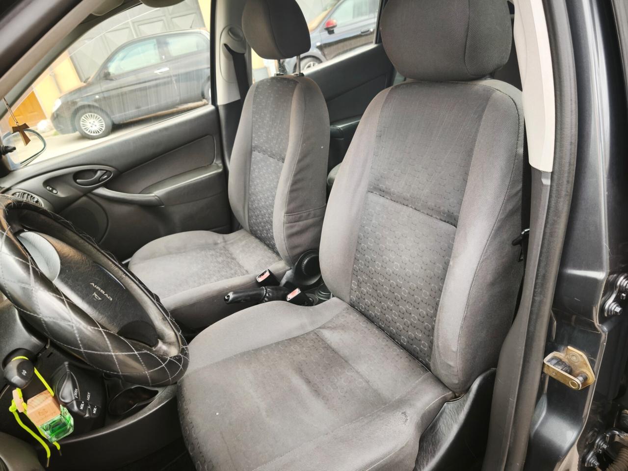 Ford Focus 1.8 TDDi cat SW Ambiente