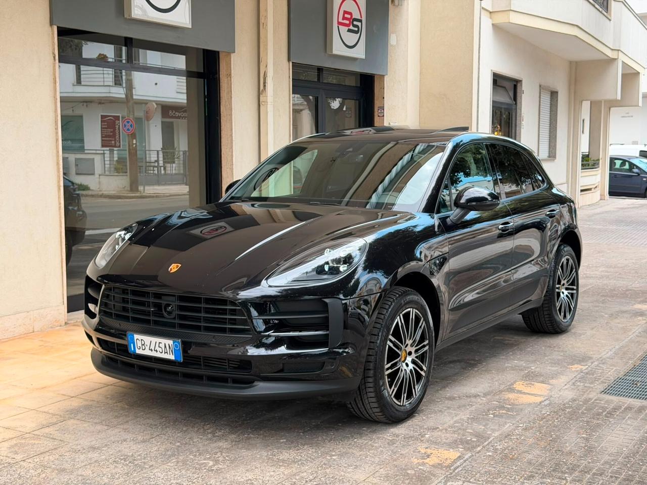 Porsche Macan 2.0 245CV