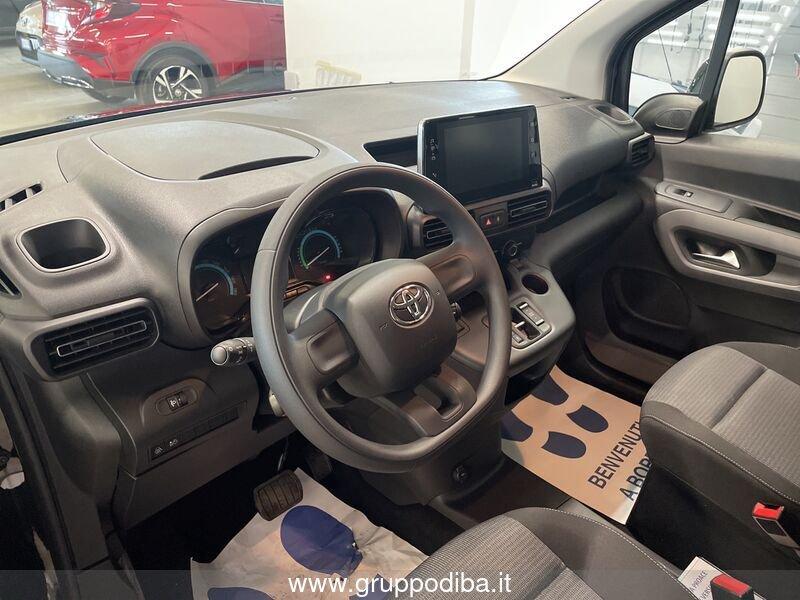 Toyota Verso P.CITY EV L1 50KWH LNG22