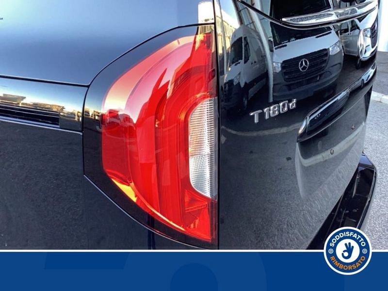 Mercedes-Benz Classe T 180 d AT