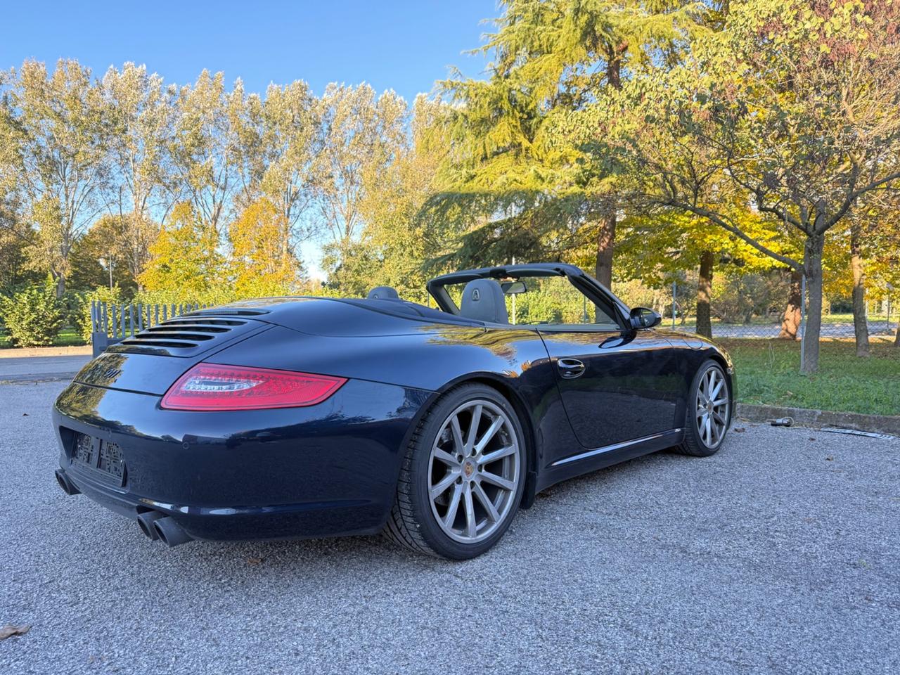 Porsche 911 Carrera Cabriolet
