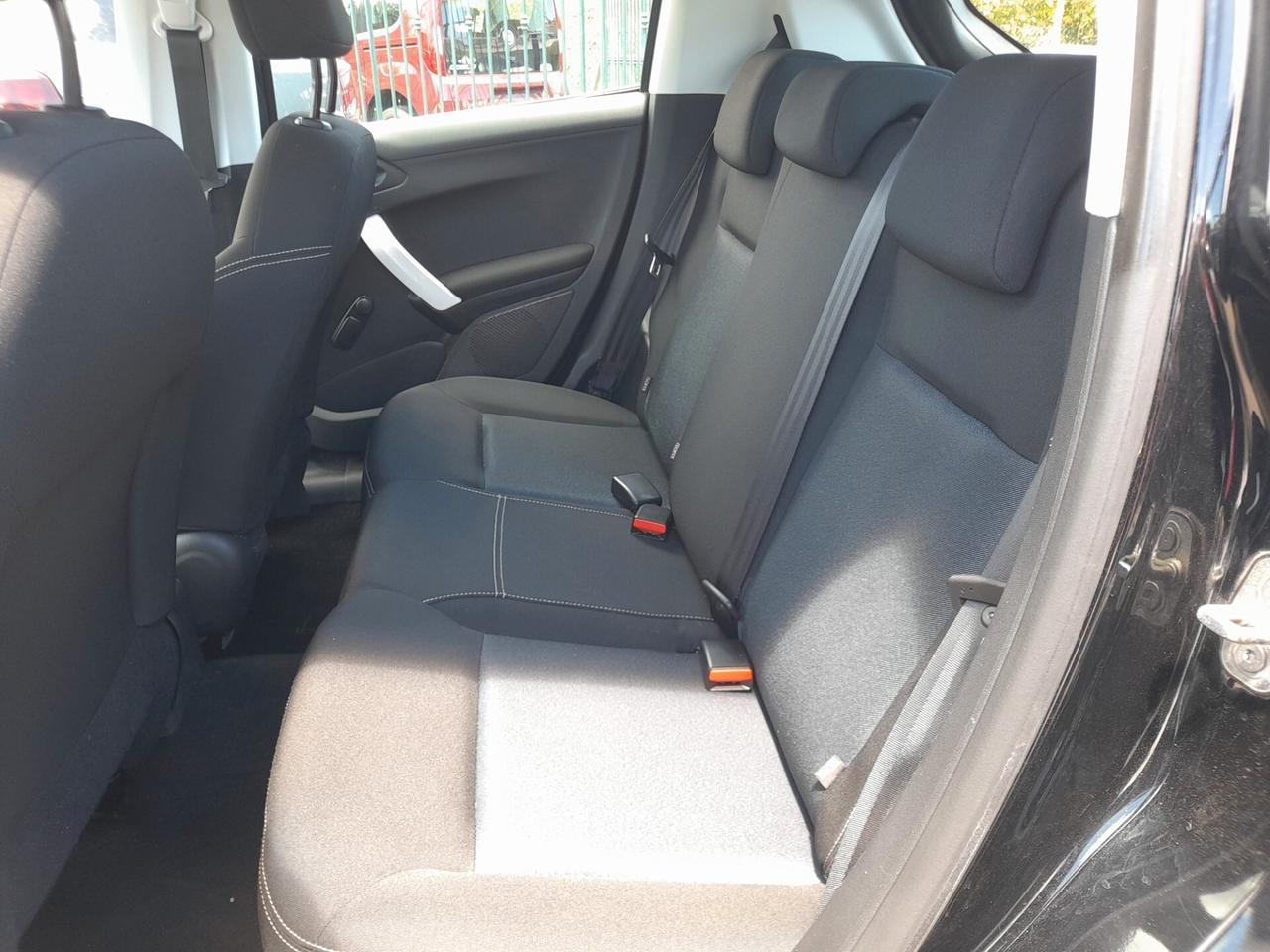 Peugeot 208 1.2 benzina 68 CV 5 porte Active