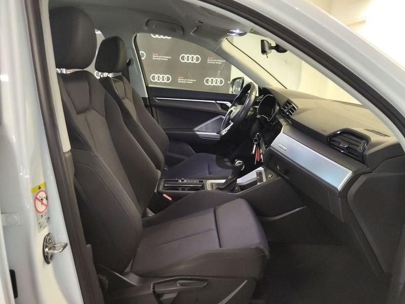 Audi Q3 Q3 35 TDI S tronic Business Advanced