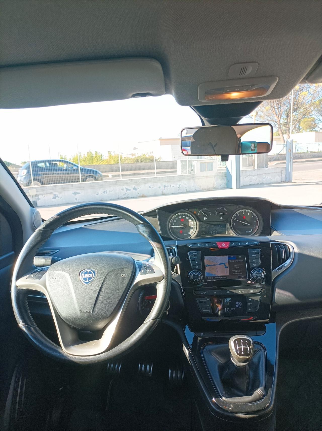 Lancia Ypsilon 1.2 69 CV 5 porte GPL Ecochic Gold