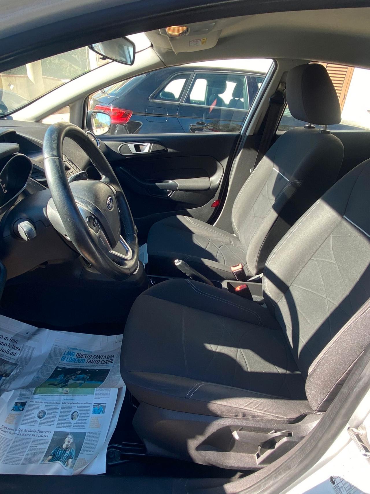 Ford Fiesta 1.5 TDCi 75CV 5 porte Titanium