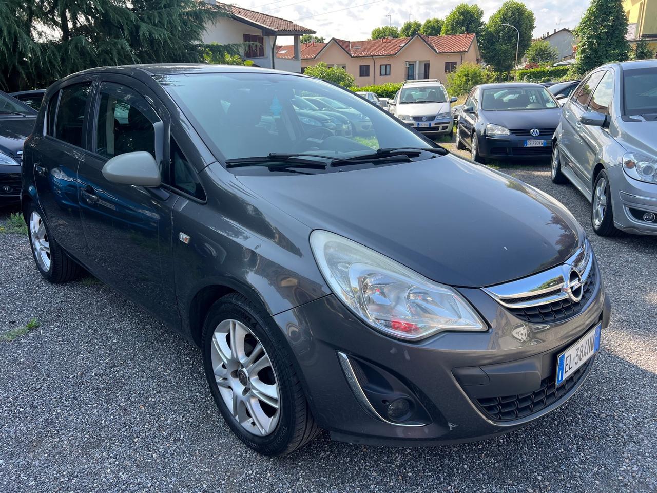 Opel Corsa 1.2 5 porte Elective