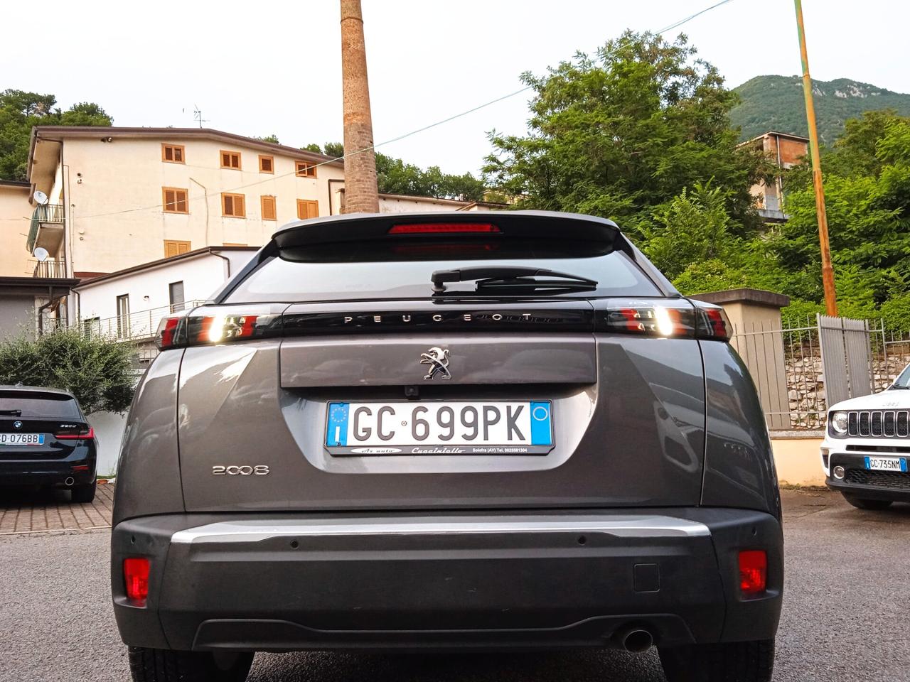 Peugeot 2008 BlueHDi 100 S&S Allure Navi Pack