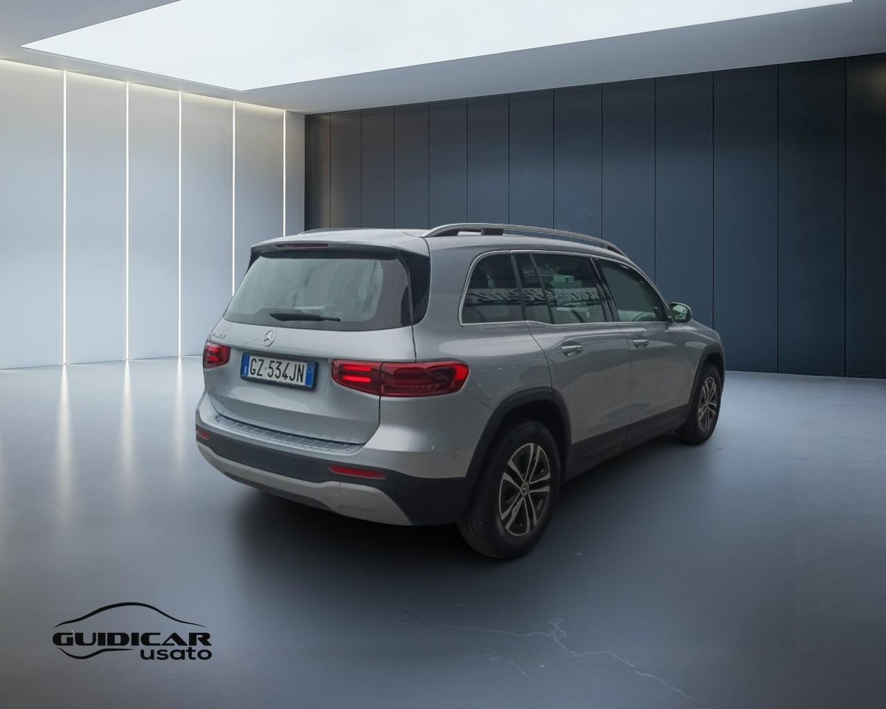 Mercedes-Benz GLB - X247 2023 - GLB 180 d Advanced auto