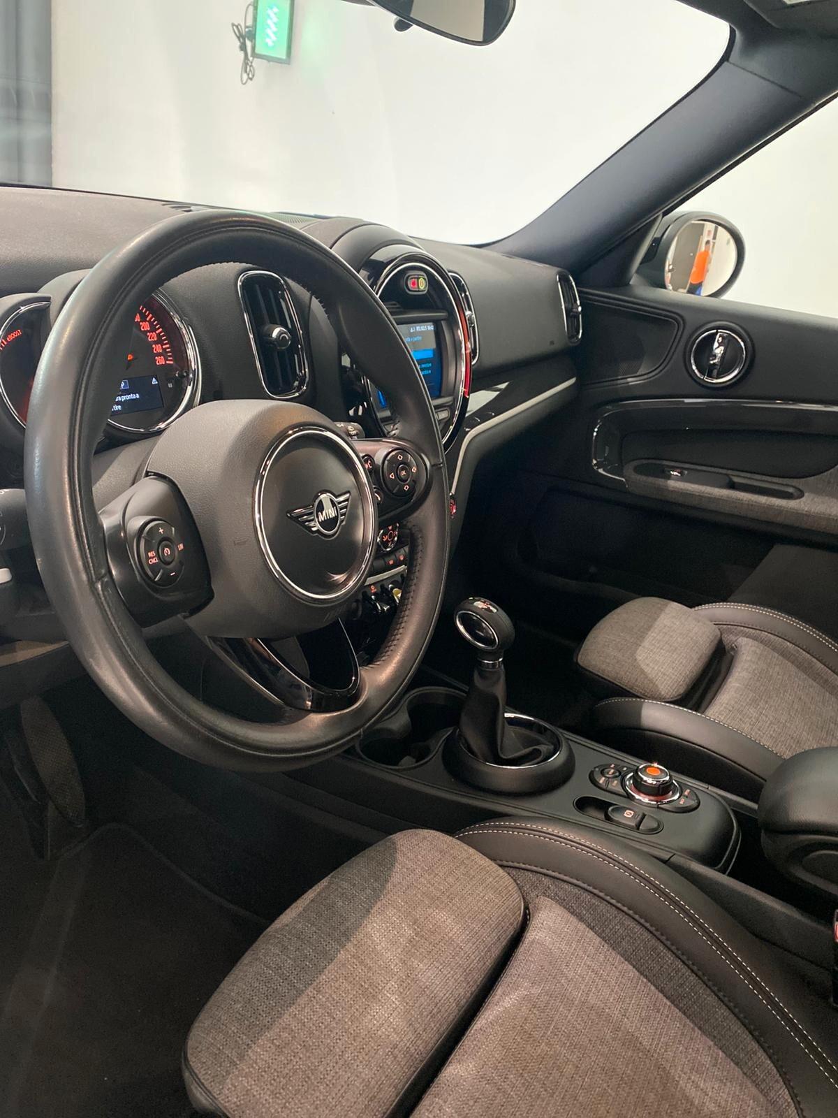 Mini Cooper S Countryman 1.5 SE Hype ALL4 Automatica