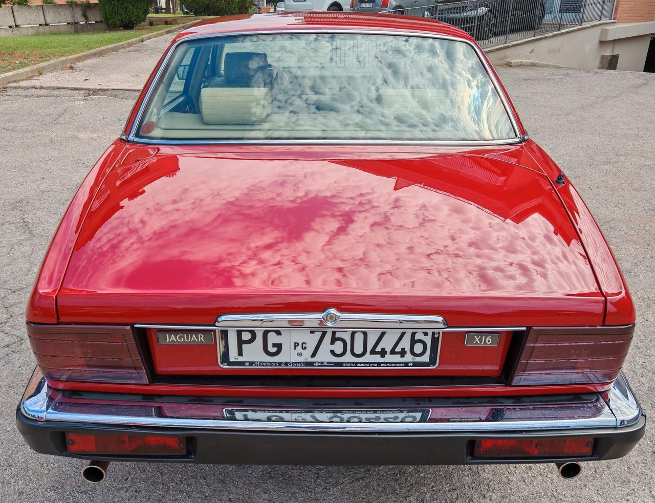 Jaguar XJ6 3.2 cat - 1992 - Targa Oro