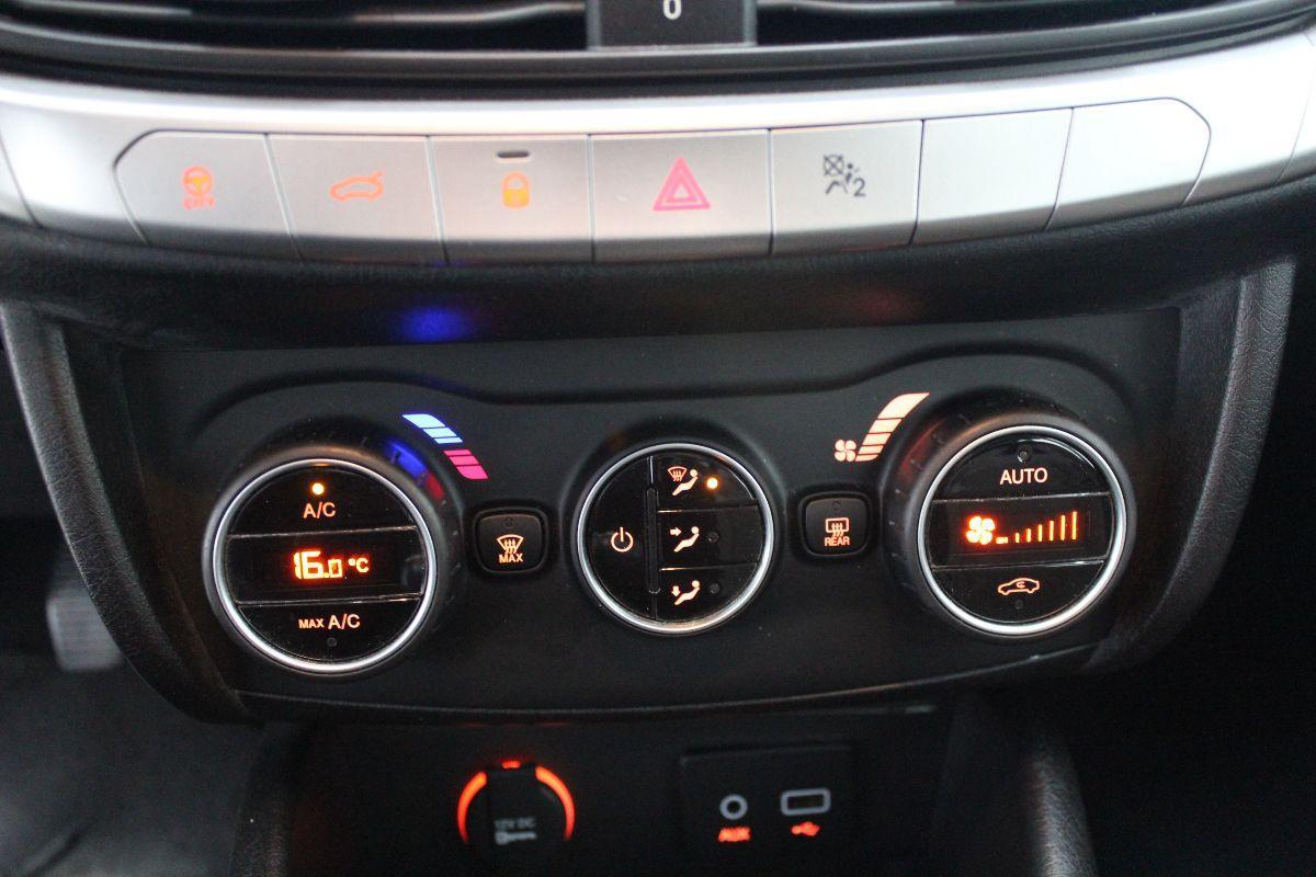 FIAT - Tipo - 1.6 Mjt 4p. Opening Edition
