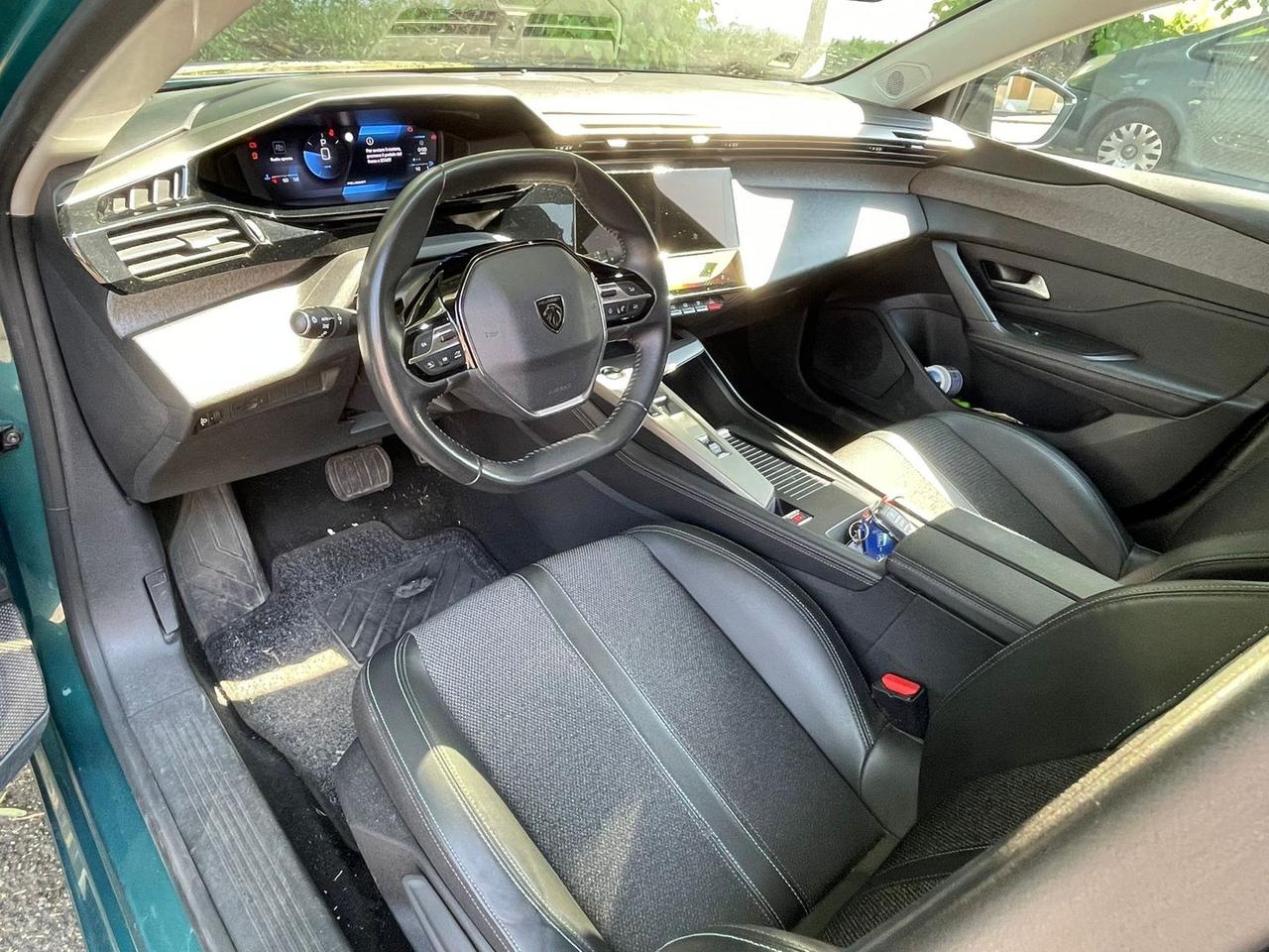 Peugeot 308 Allure 1.5 Blue HDI 130 #11107