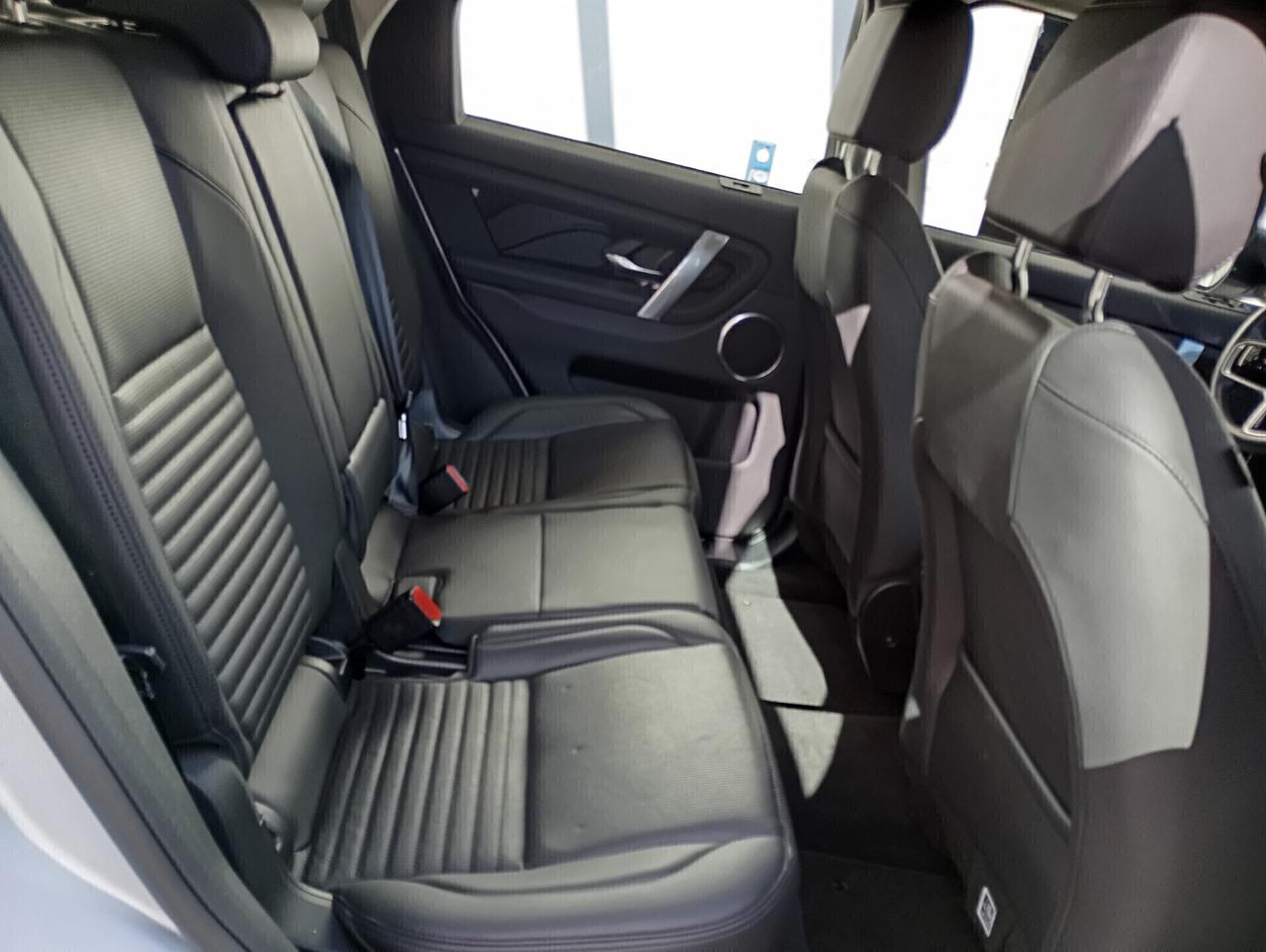 Land Rover Discovery Sport 2.0Si4 200CV AWD S Aut.