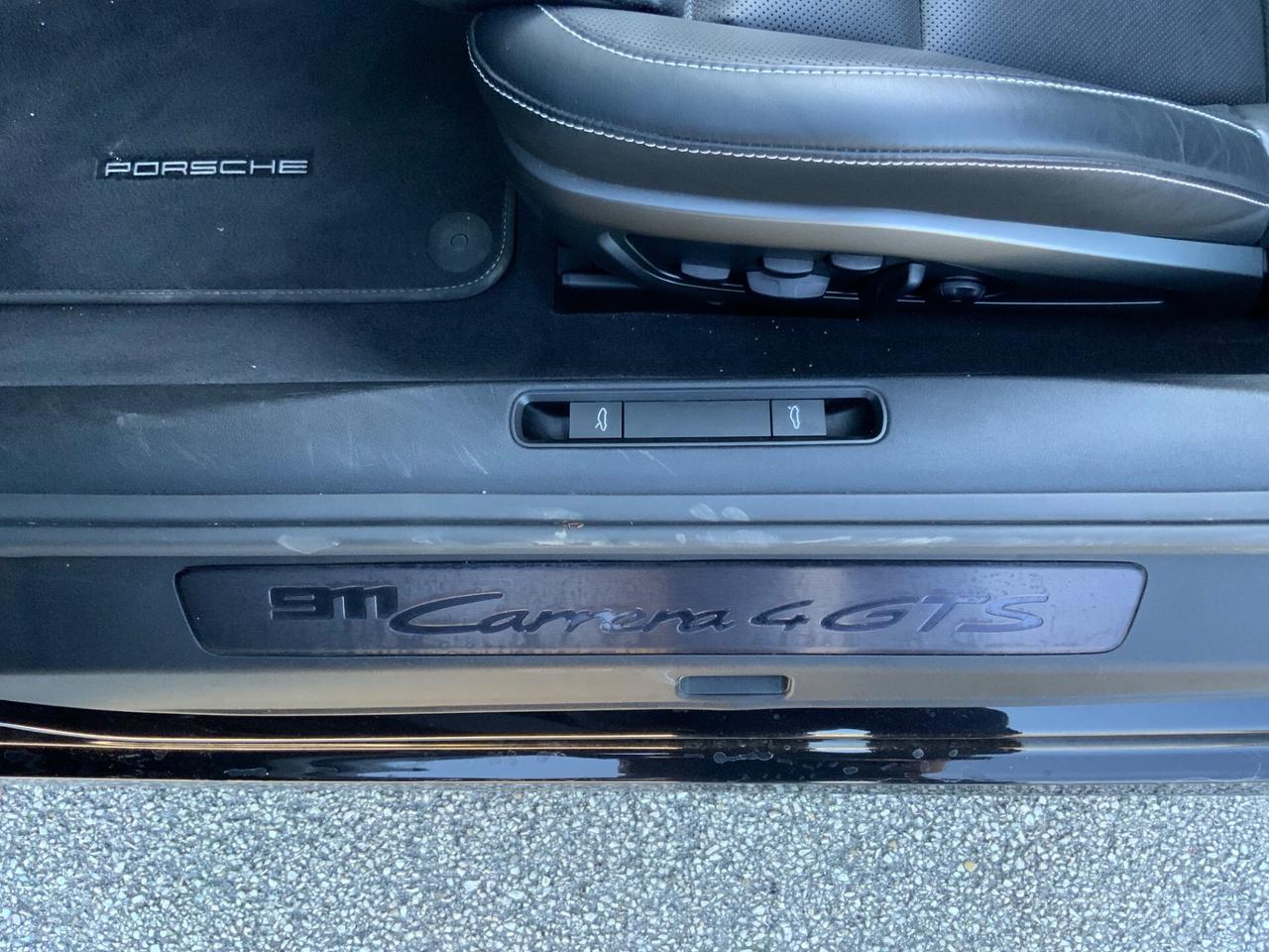 Porsche 911 Carrera 4 GTS Cabriolet FULL OPT