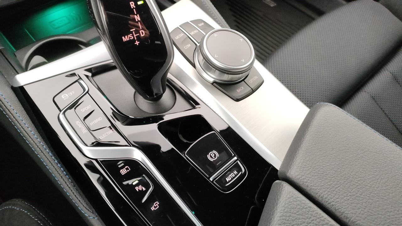 BMW Serie 5 G31 2020 Touring LCI - 530e Touring Msport auto