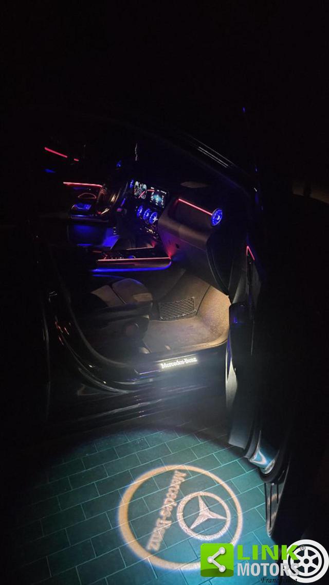 MERCEDES-BENZ B 200 d Automatic 4MATIC Premium AMG LINE