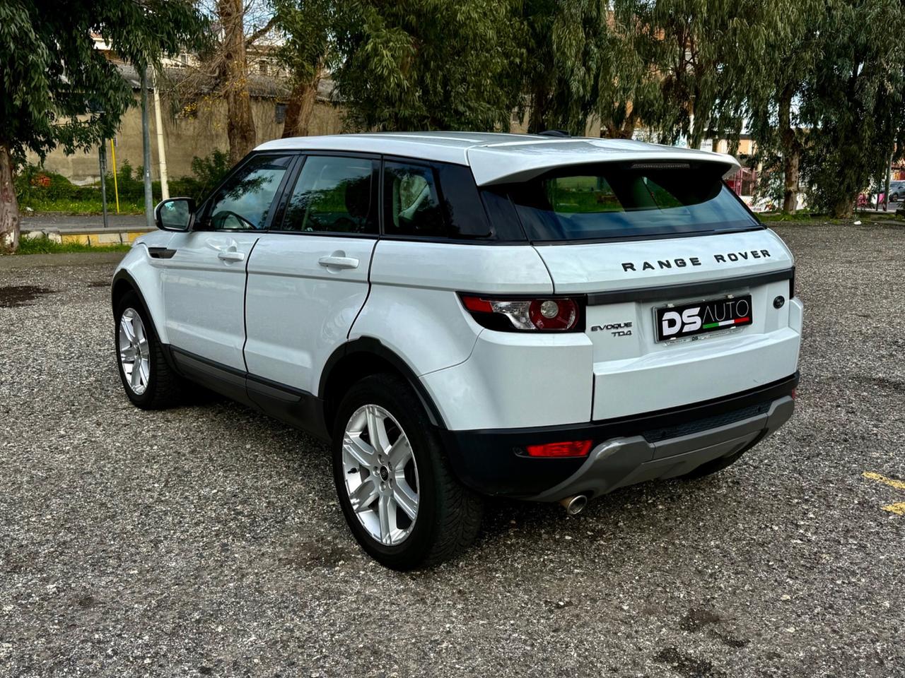 LAND ROVER RANGE EVOQUE 2.2 Sd4 DYNAMIC
