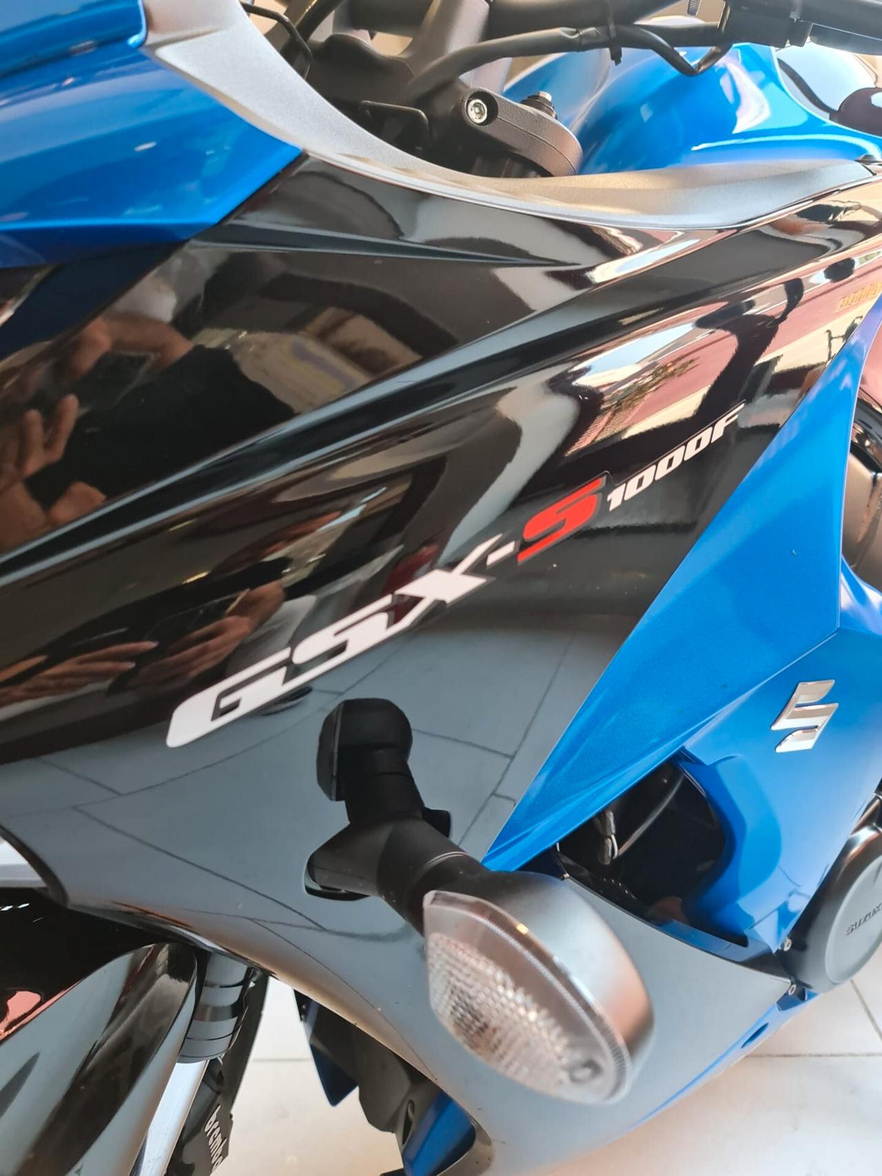 Suzuki GSX S 1000 GSX-S 1000 F