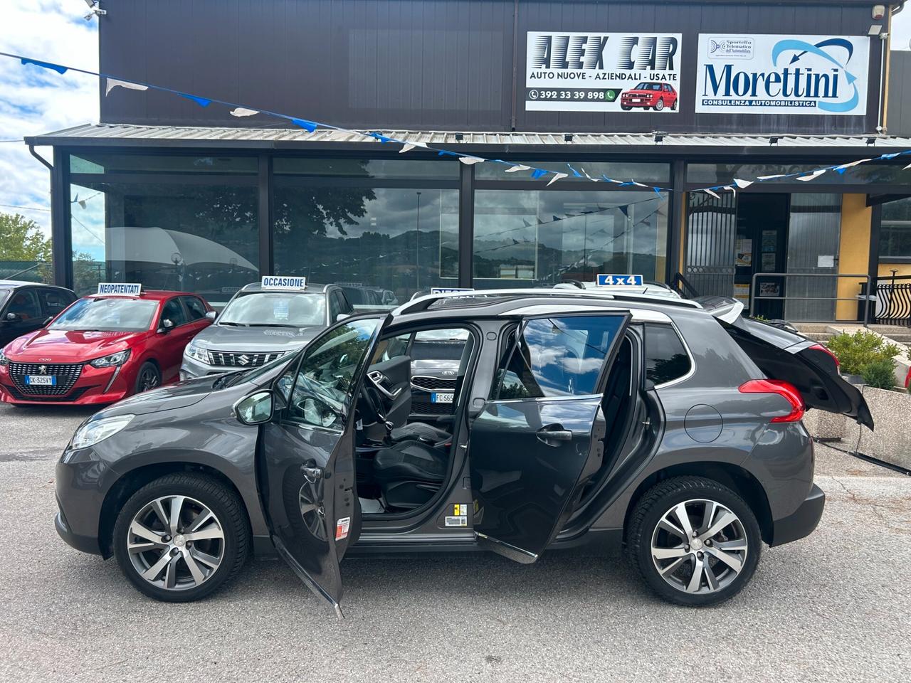 " UNA CHICCA " Peugeot 2008 Blue HDi Allure