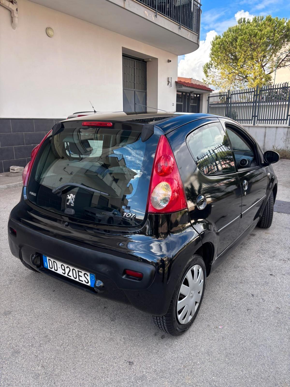 Peugeot 107 1.0 68CV 3p. Sweet Years