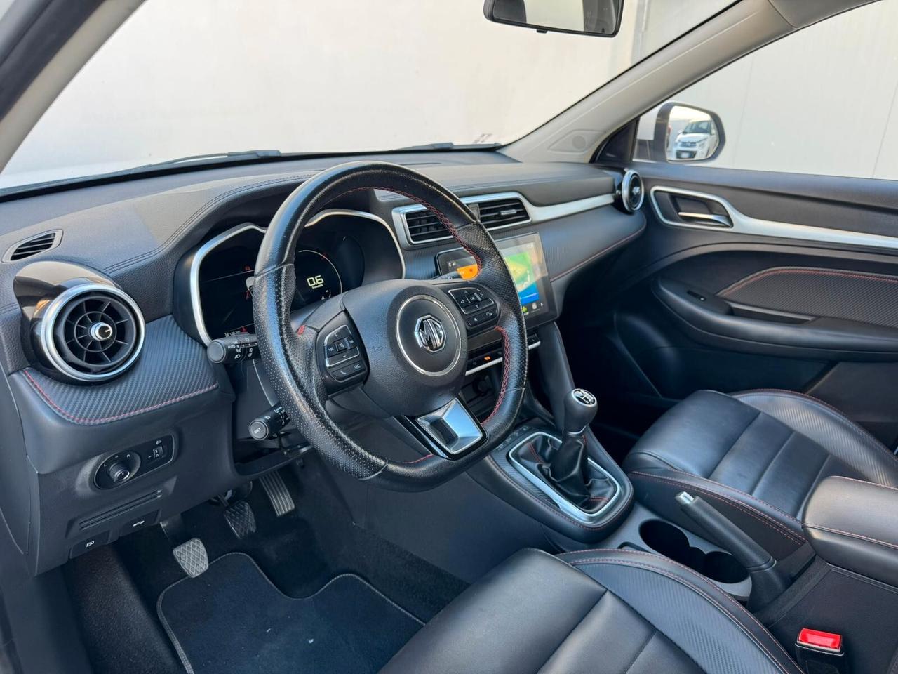 MG ZS 1.5 VTi-TECH 106cv 2022!!! LUXURY!!!