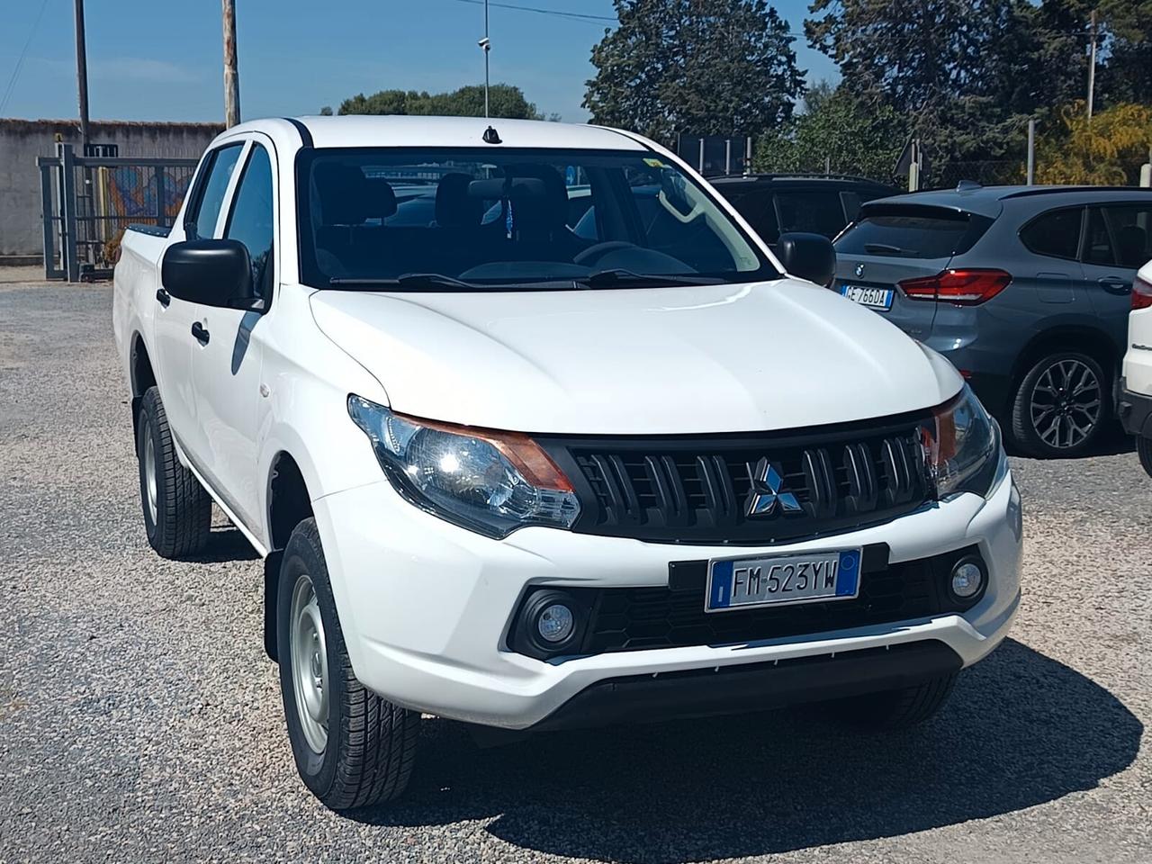 Mitsubishi L200 2017 - 2.4D 4X4 Lb automobili