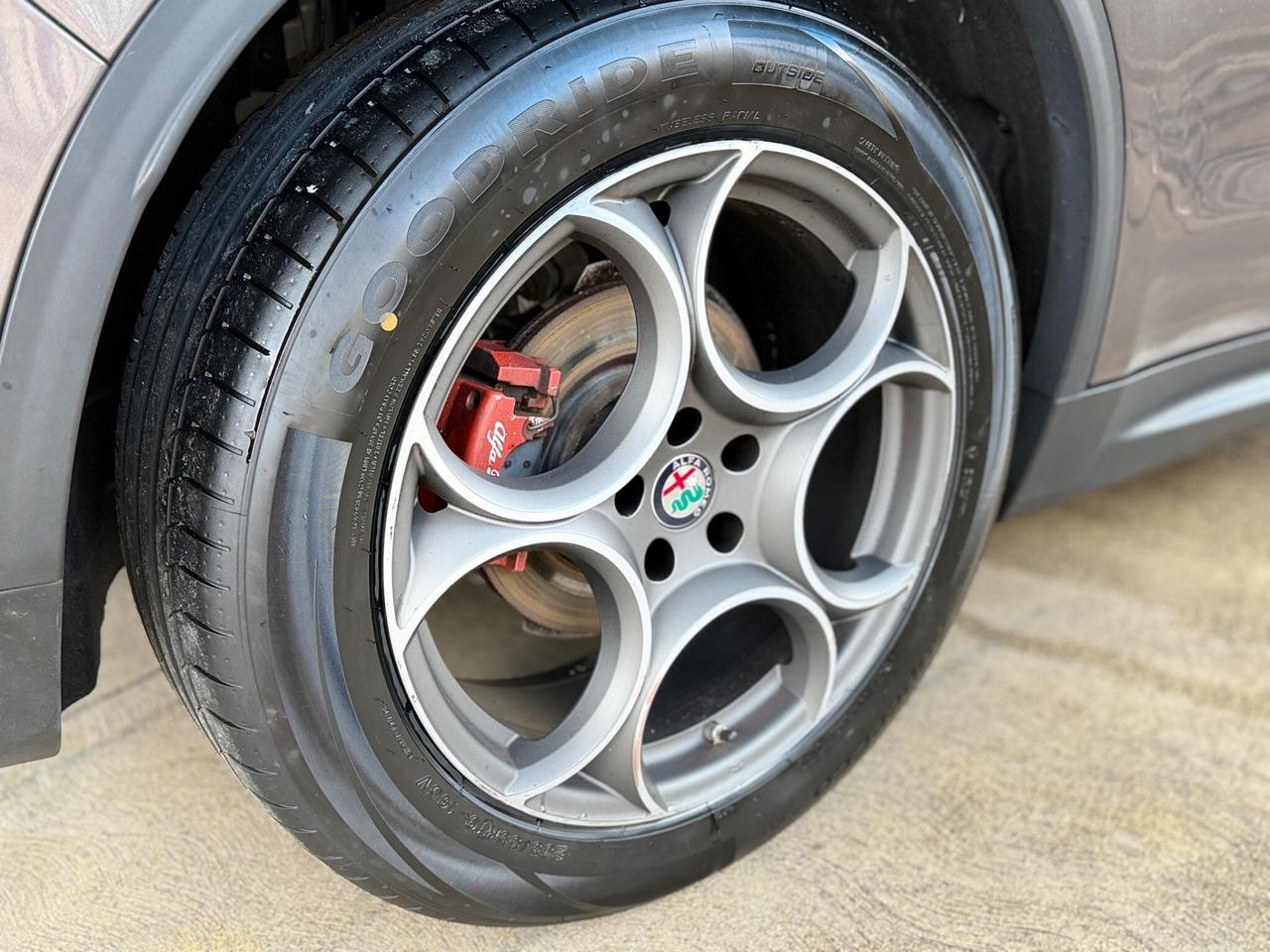 ALFA ROMEOStelvio 2.2 TD 210 CV AT8 Q4 Executive