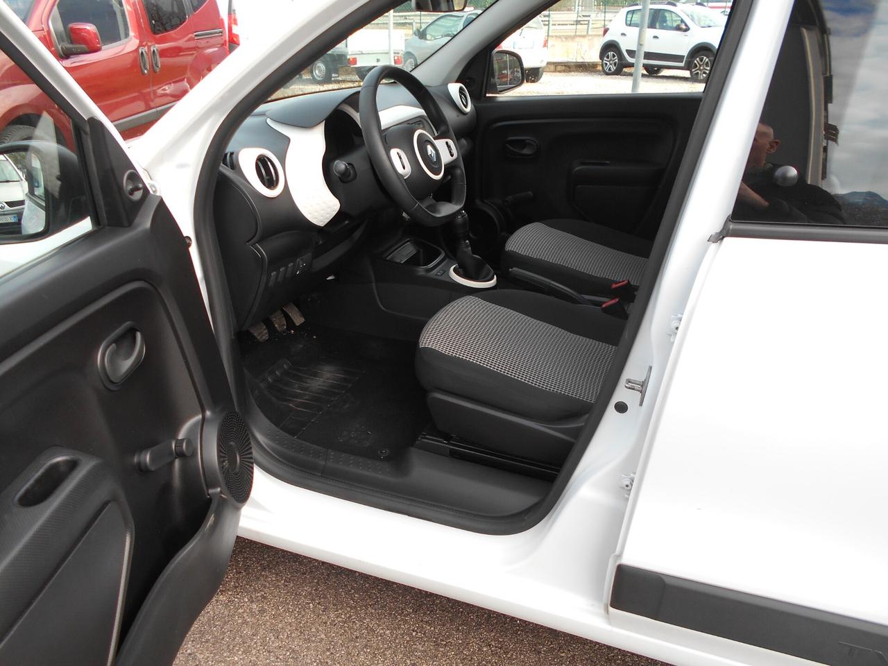 Renault Twingo 1.0 SCE LIFE