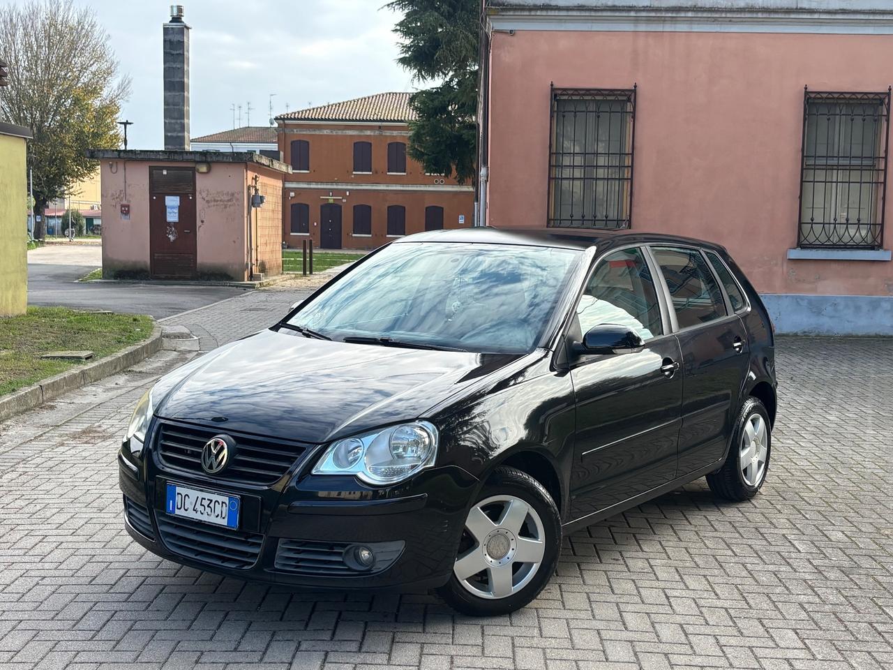 Volkswagen Polo 1.4/80CV 16V 5p. Neopatentati