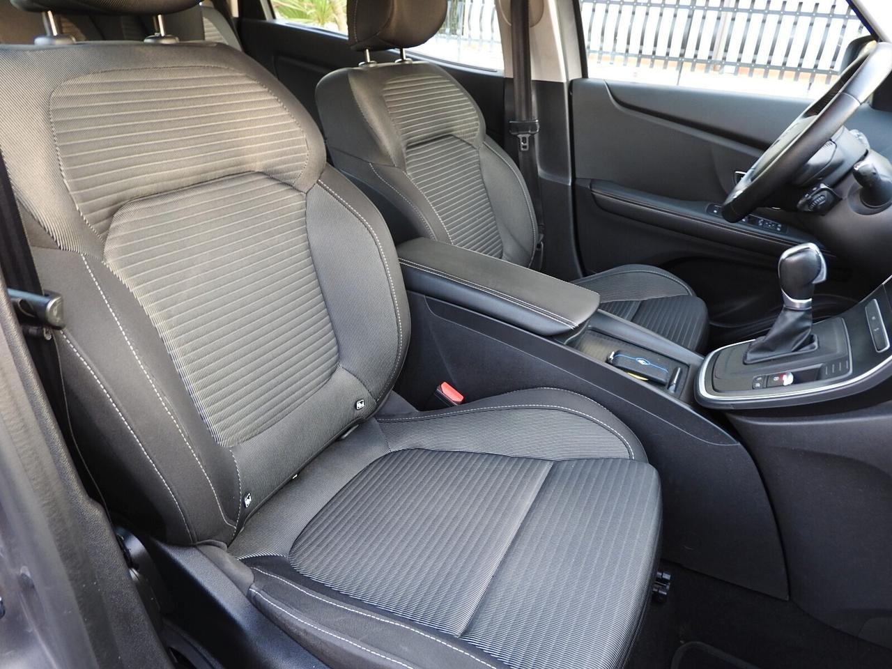 Renault GRAND SCENIC 7 Posti