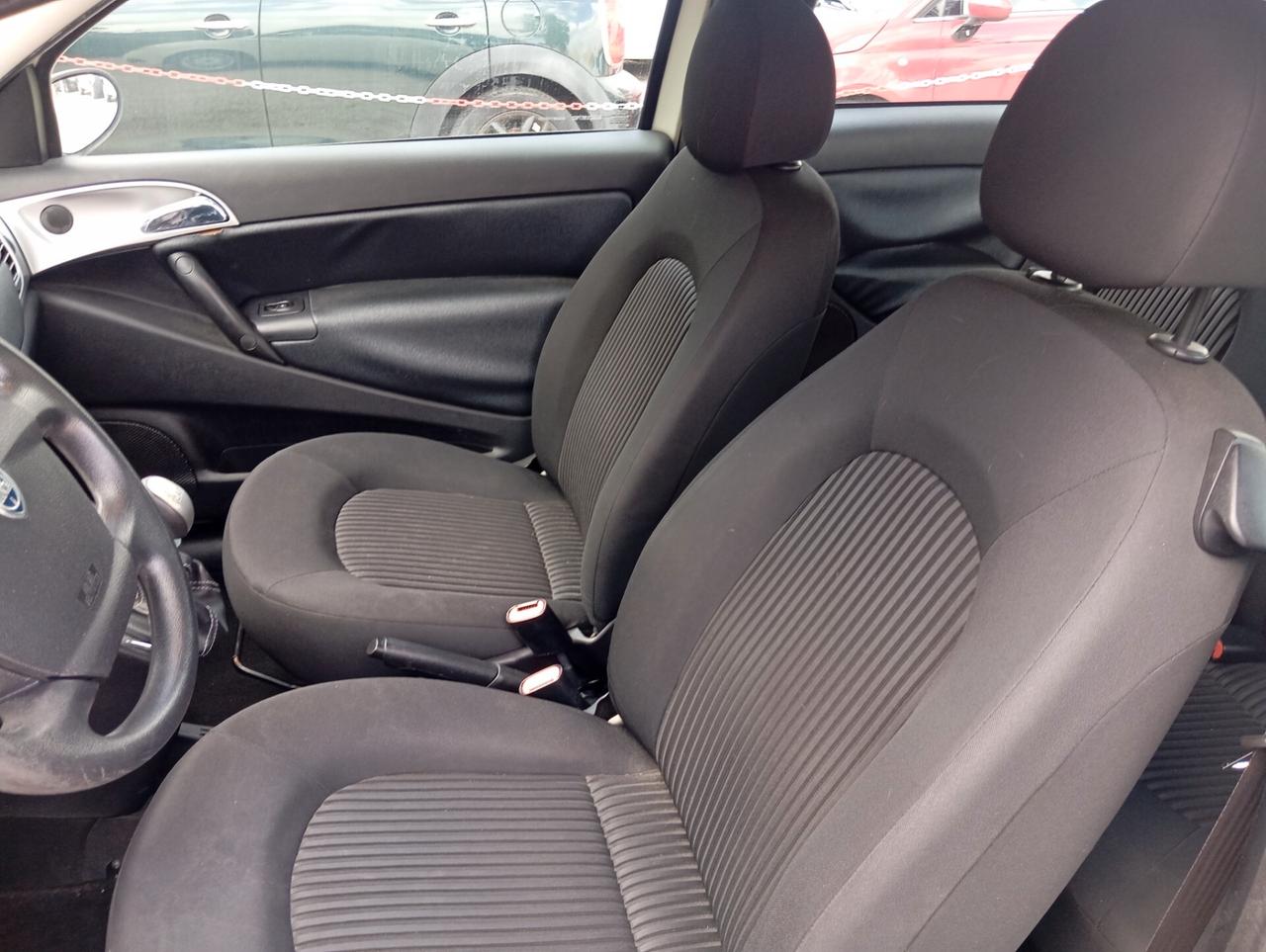 Lancia Ypsilon 1.4 Argento Ecochic GPL