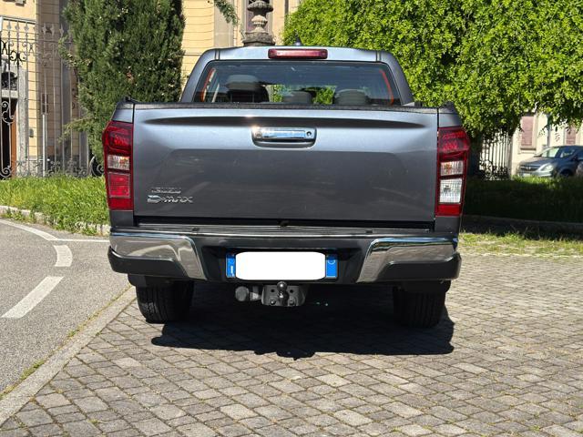 ISUZU D-Max 1.9 Crew Cab Solar Plus A/T 4WD Clima