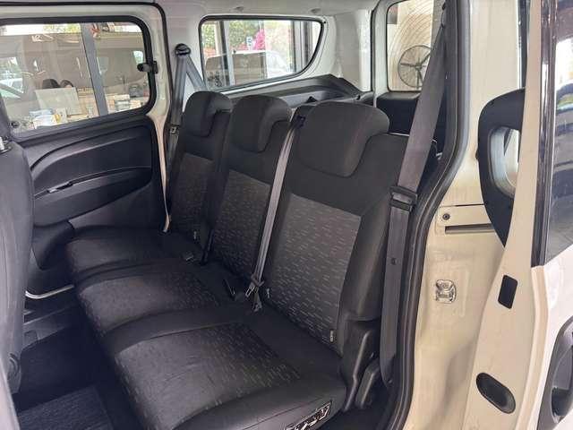 Fiat Doblo Neopatentati MAXI IVA ESPOSTA