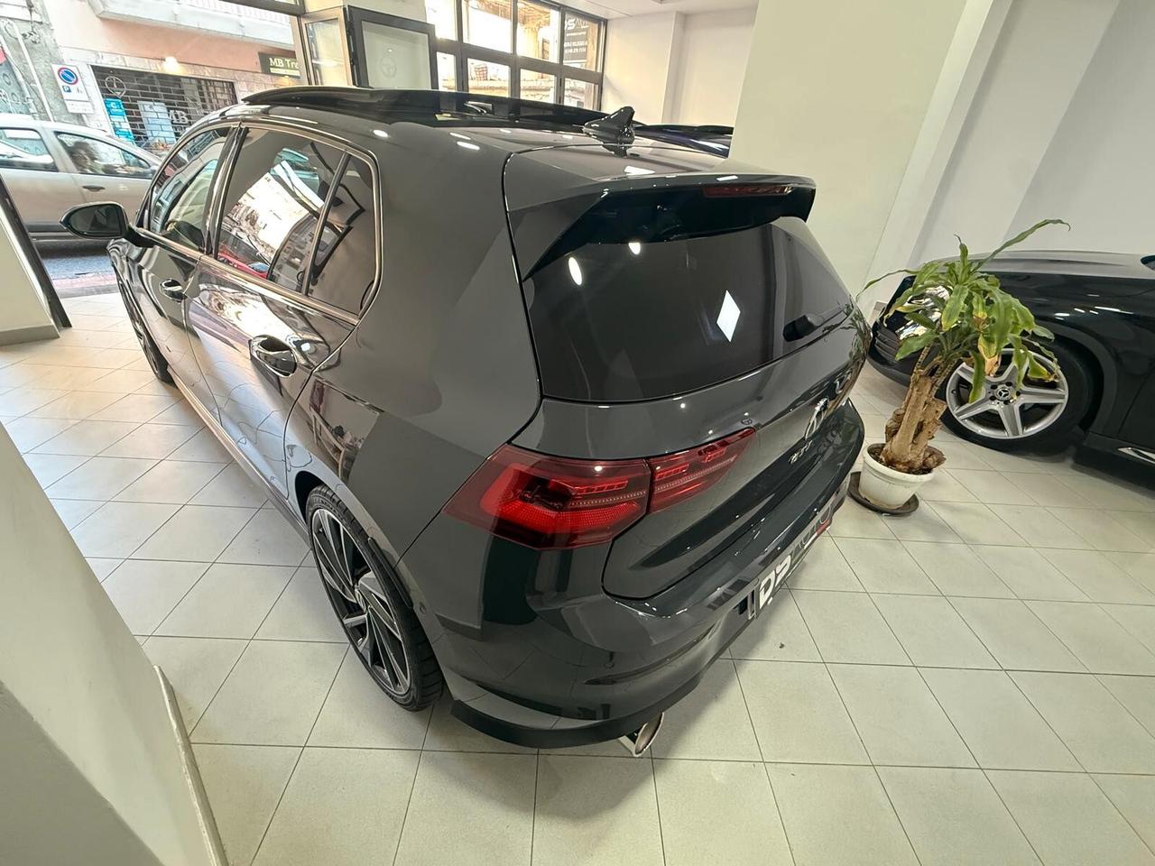 Volkswagen Golf GTI 2.0 TSI DSG