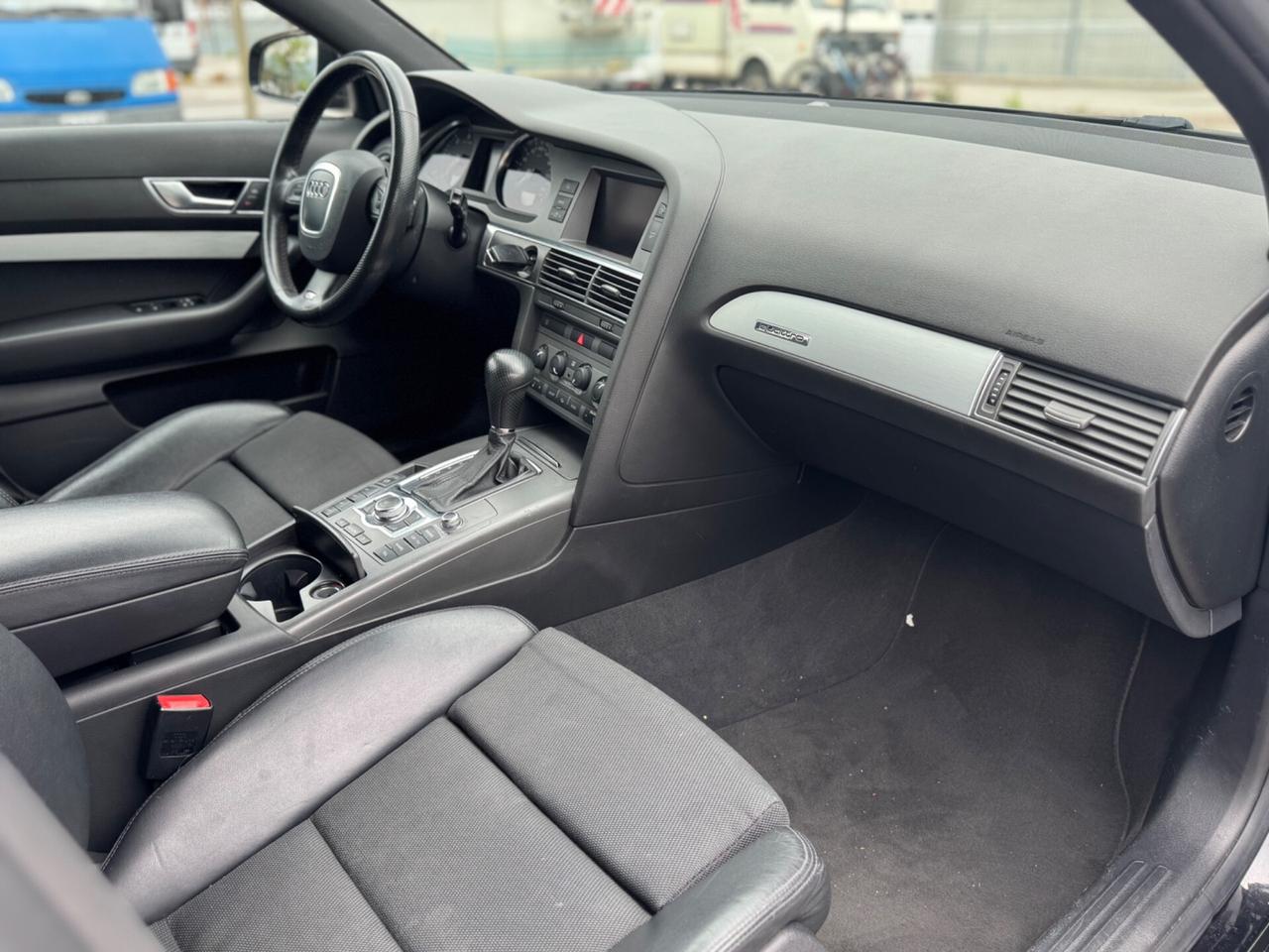 AUDI A6 3.0 TDI S-Line TOTAL BLACK GANCIO DI TRAINO