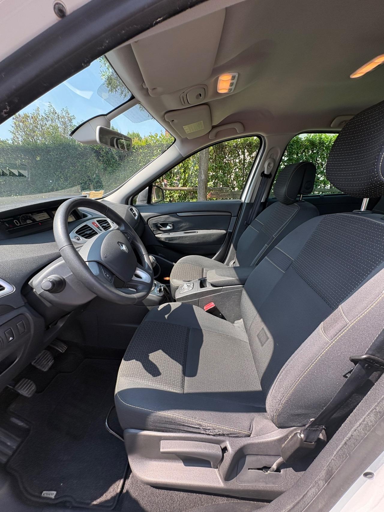 Renault Scenic Scénic X-Mod 1.5 dCi 110CV Luxe