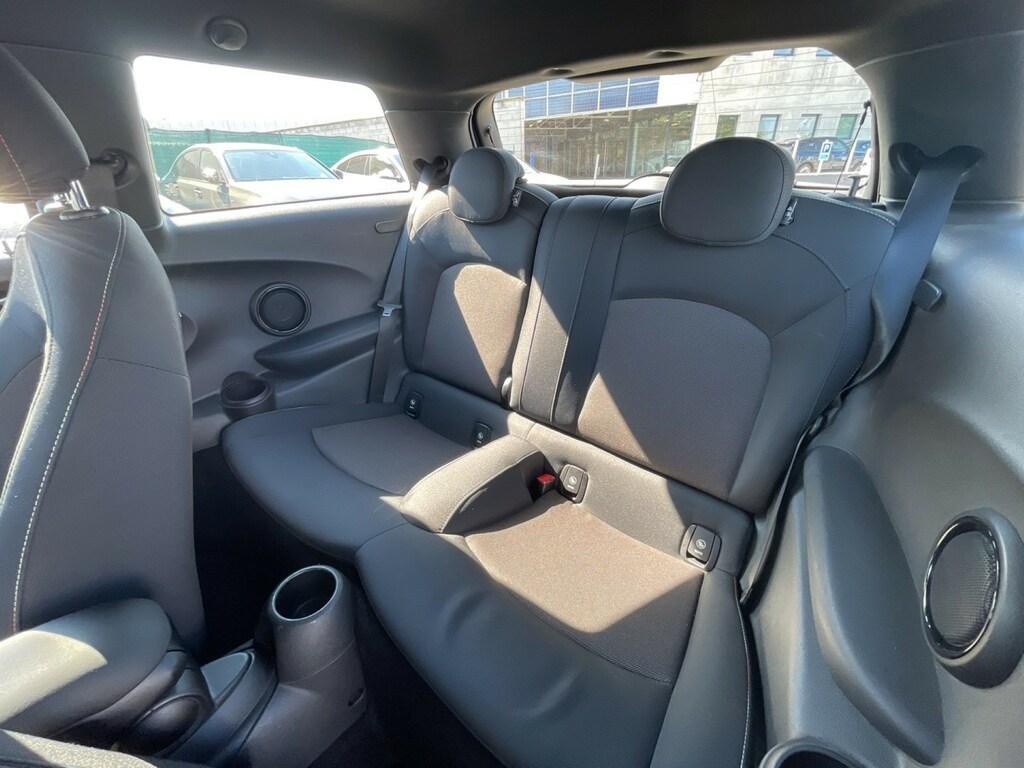 Mini Cooper D 1.5 TwinPower Turbo Cooper D Business DCT