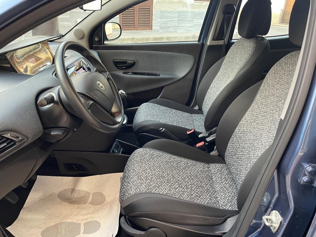 Lancia Ypsilon 1.0 Hybrid Ecochic Elefantino 2022