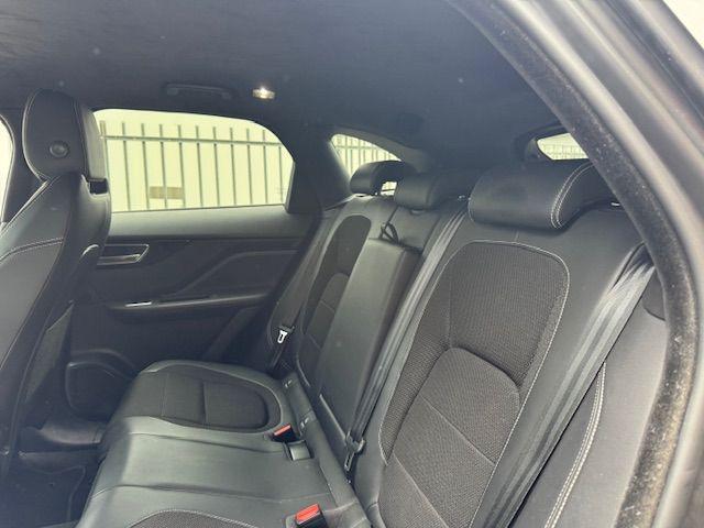 JAGUAR F-Pace 2.0 D 240 CV AWD aut. R-Sport
