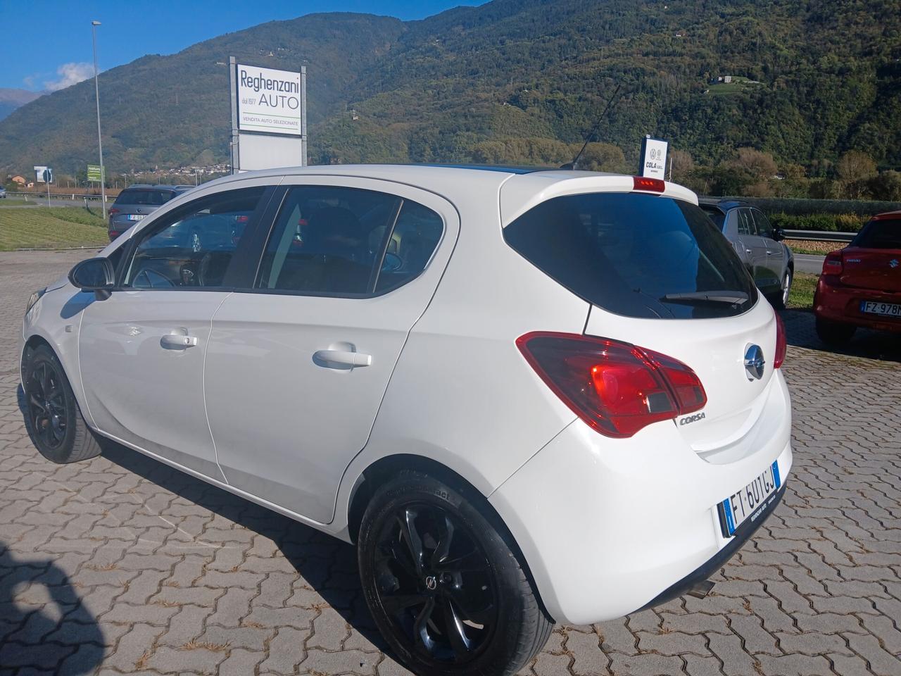Opel Corsa 1.2 5 porte