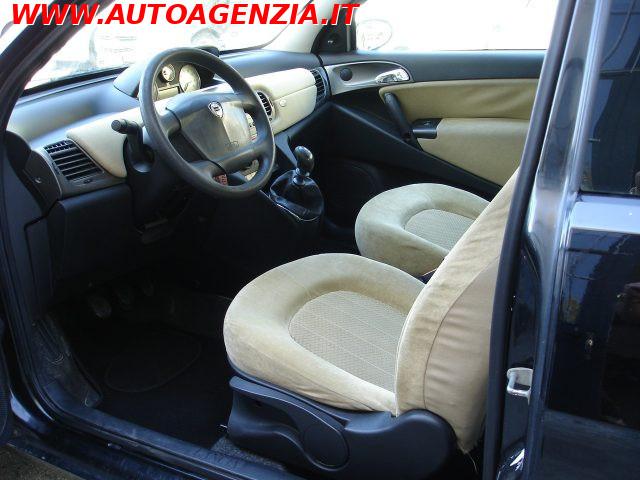 LANCIA Ypsilon 1.2