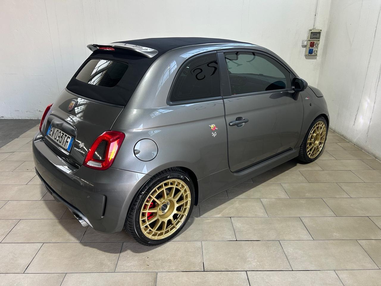 Abarth 595 C 1.4 Turbo T-Jet 160 CV MTA Competizione