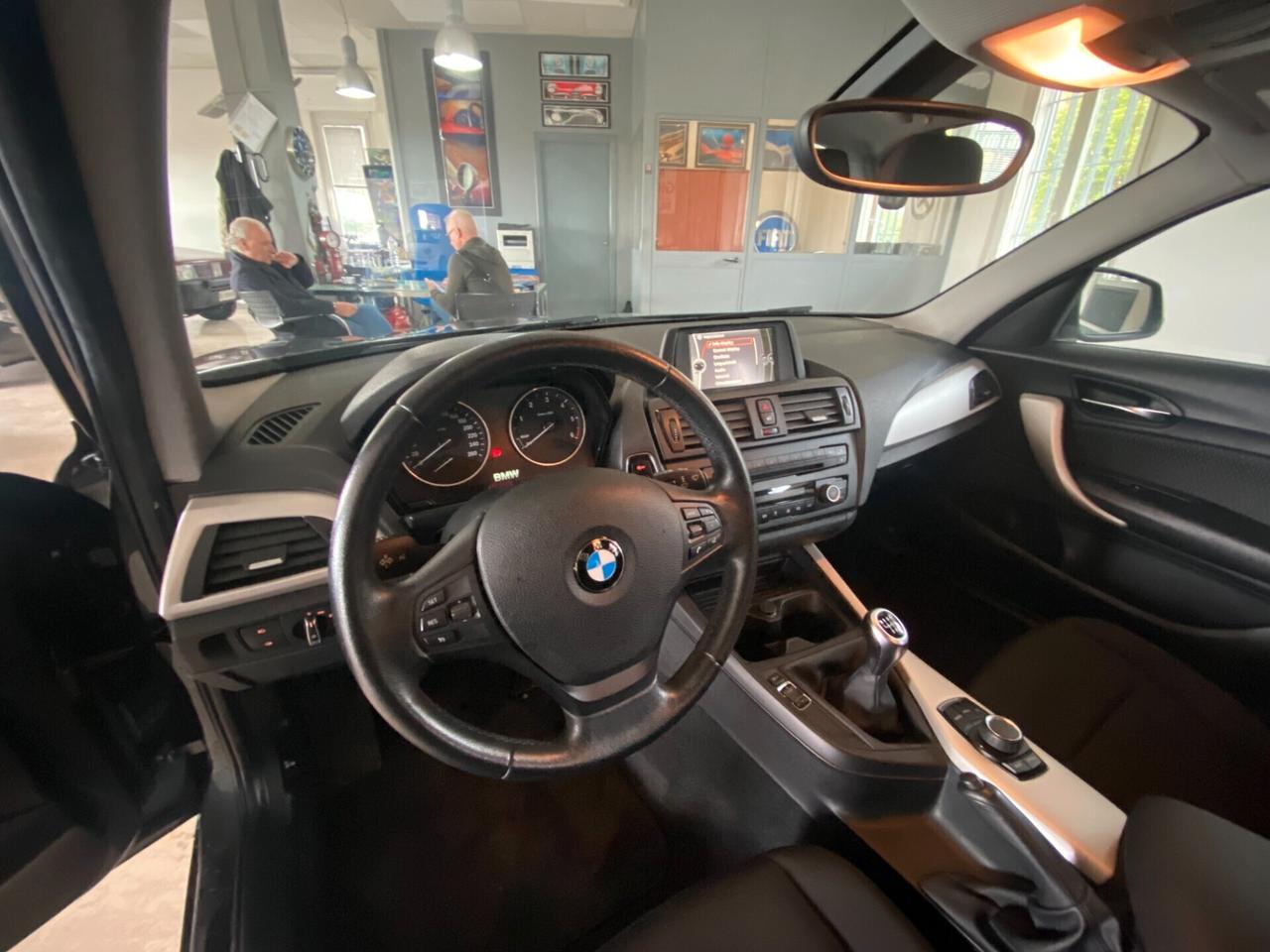 Bmw 114 114d 5p. Unique