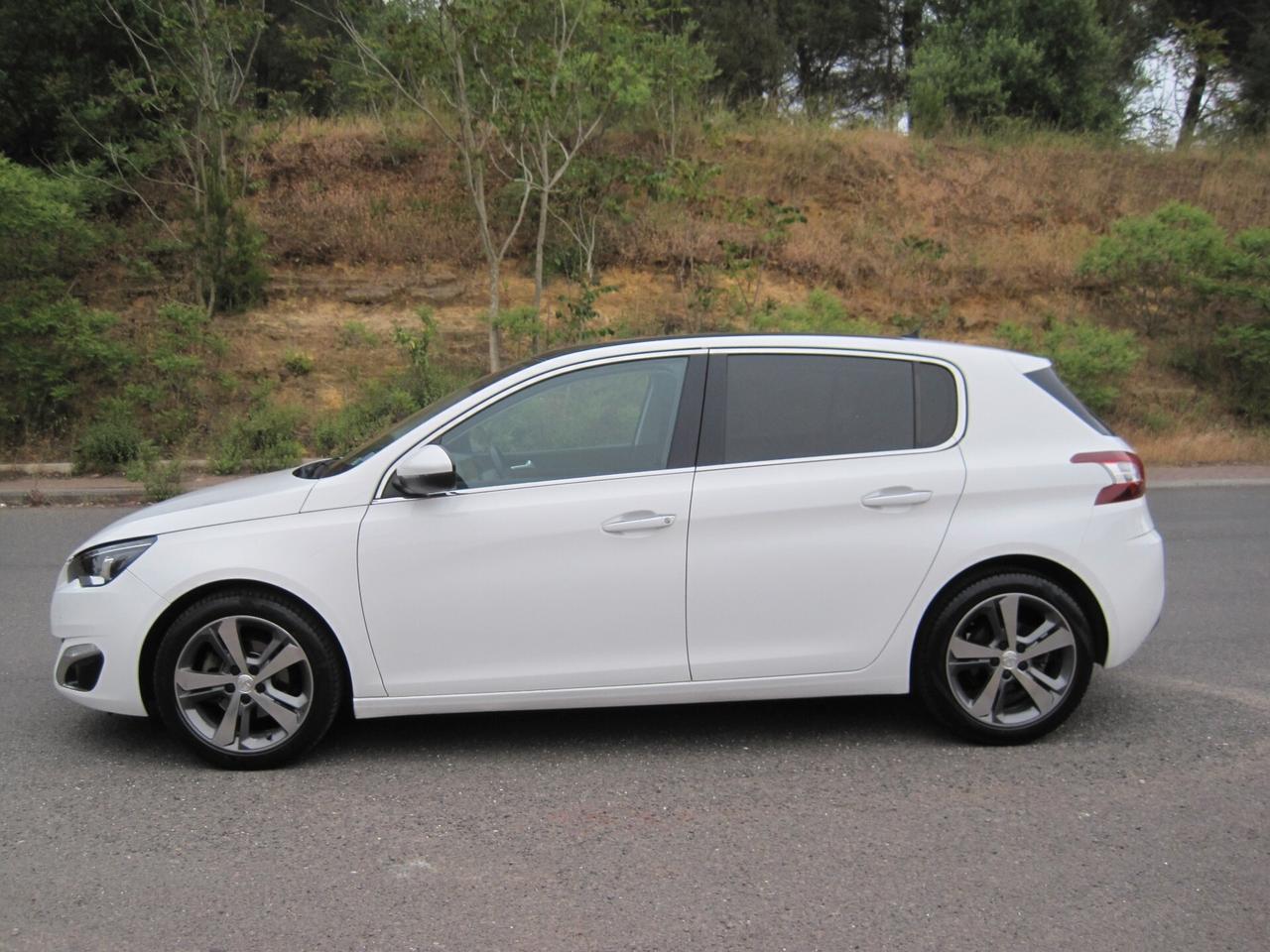 Peugeot 308 BlueHDi 120 S&S Allure