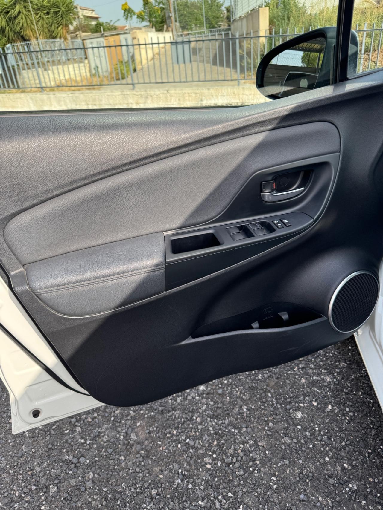Toyota Yaris 1.5 Hybrid 5 porte Team
