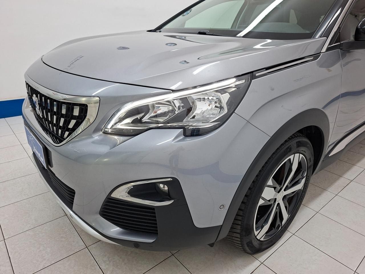 Peugeot 3008 Allure 1.6 BlueHDi 120cv