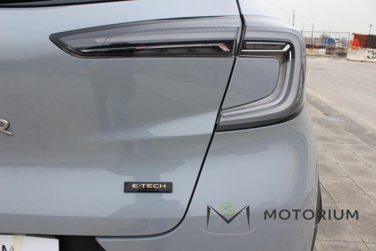 Renault Captur TECHNO E TECH FULL HYBRID 145 CV B STYLE