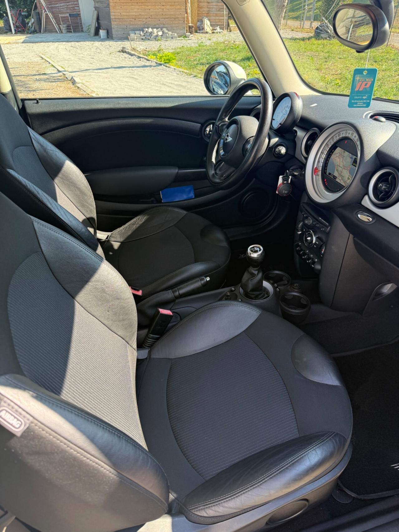 Mini 1.6 16V Cooper D