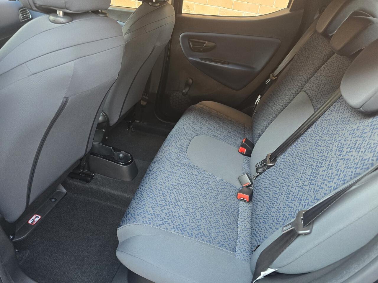 Lancia Ypsilon 1.0 FireFly 5 porte S&S Hybrid Oro